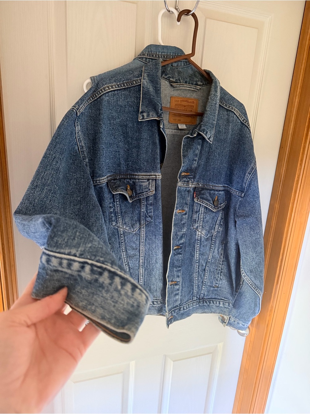 Gently worn vintage Levi’s trucker jacket 70507 4890. - Picture 4 of 8
